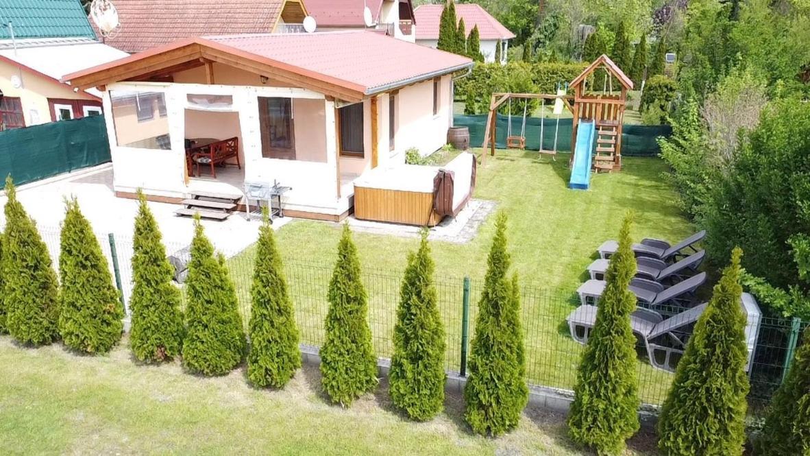 Hullam Nyaralo Apartment Balatonmariafurdo Exterior photo